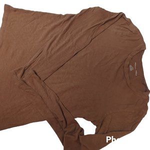 American Eagle thin long sleeve shirt
